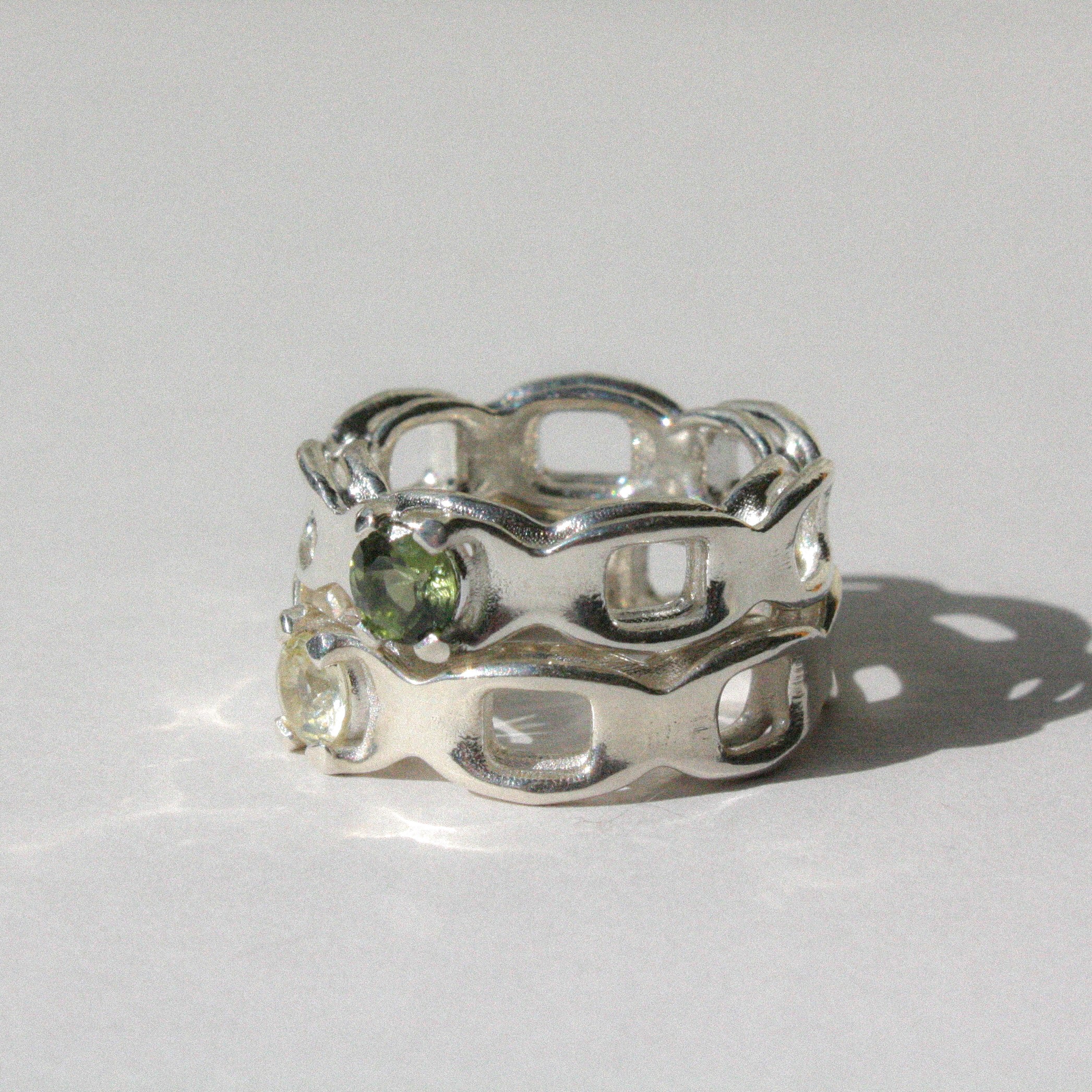 Ring 240913