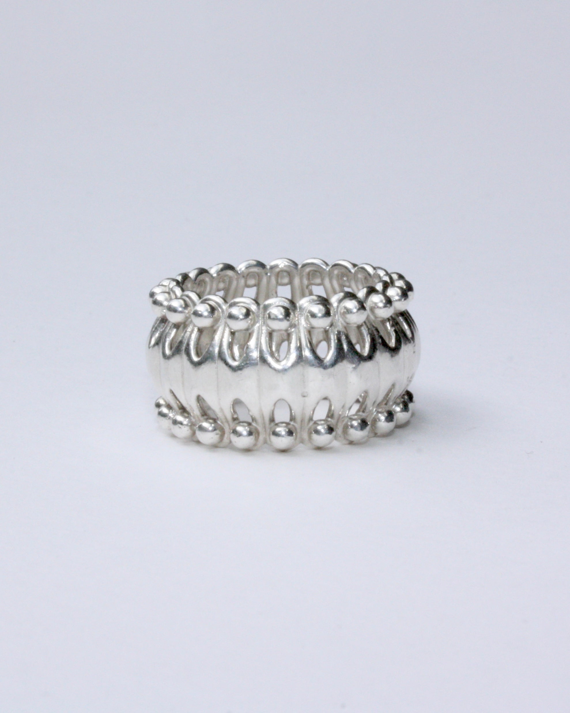 Ring 260301