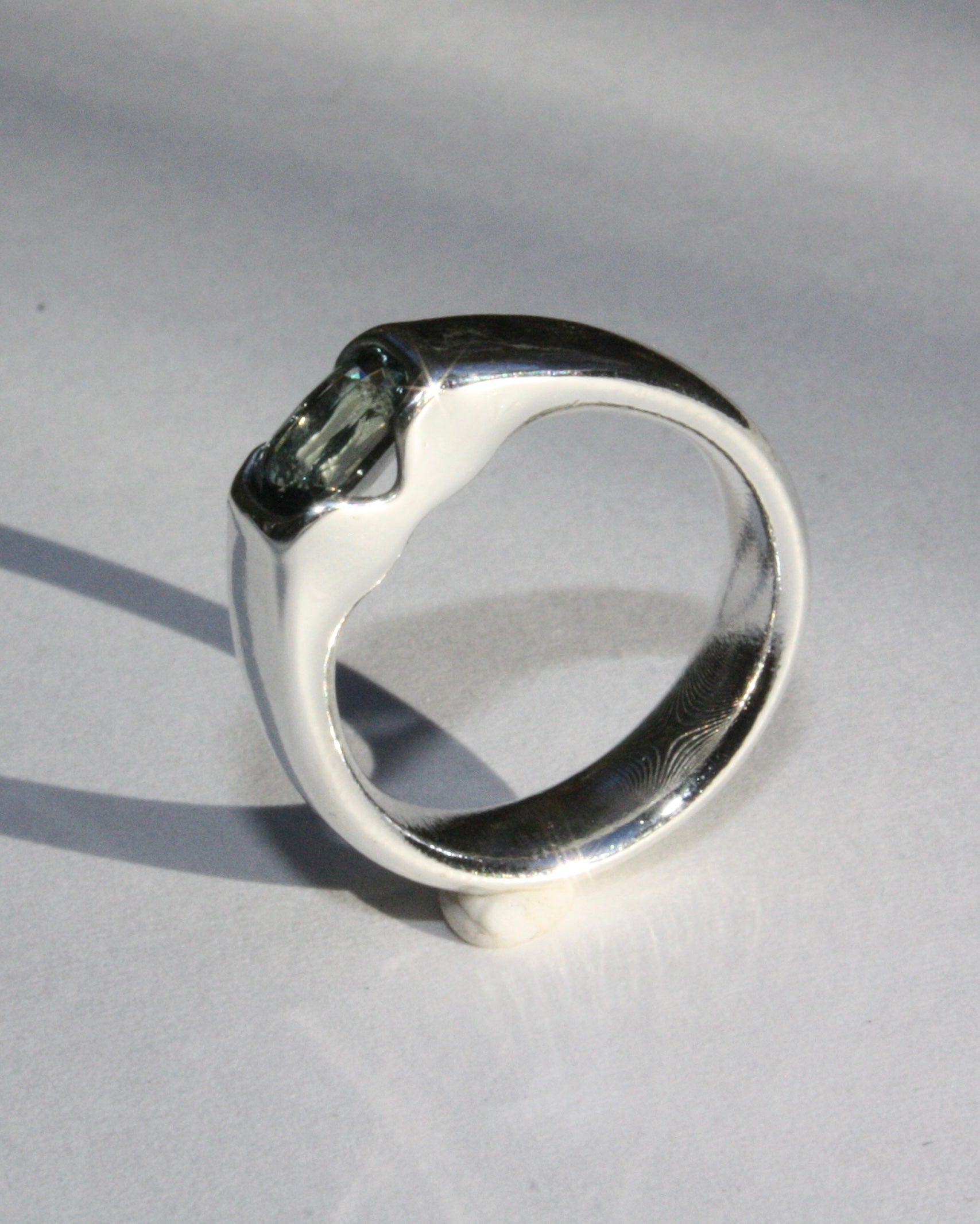 Ring 260316