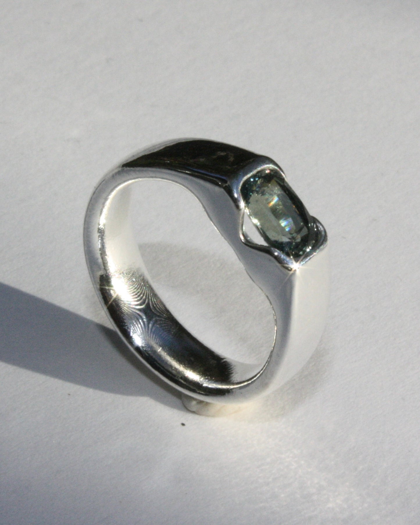 Ring 260316