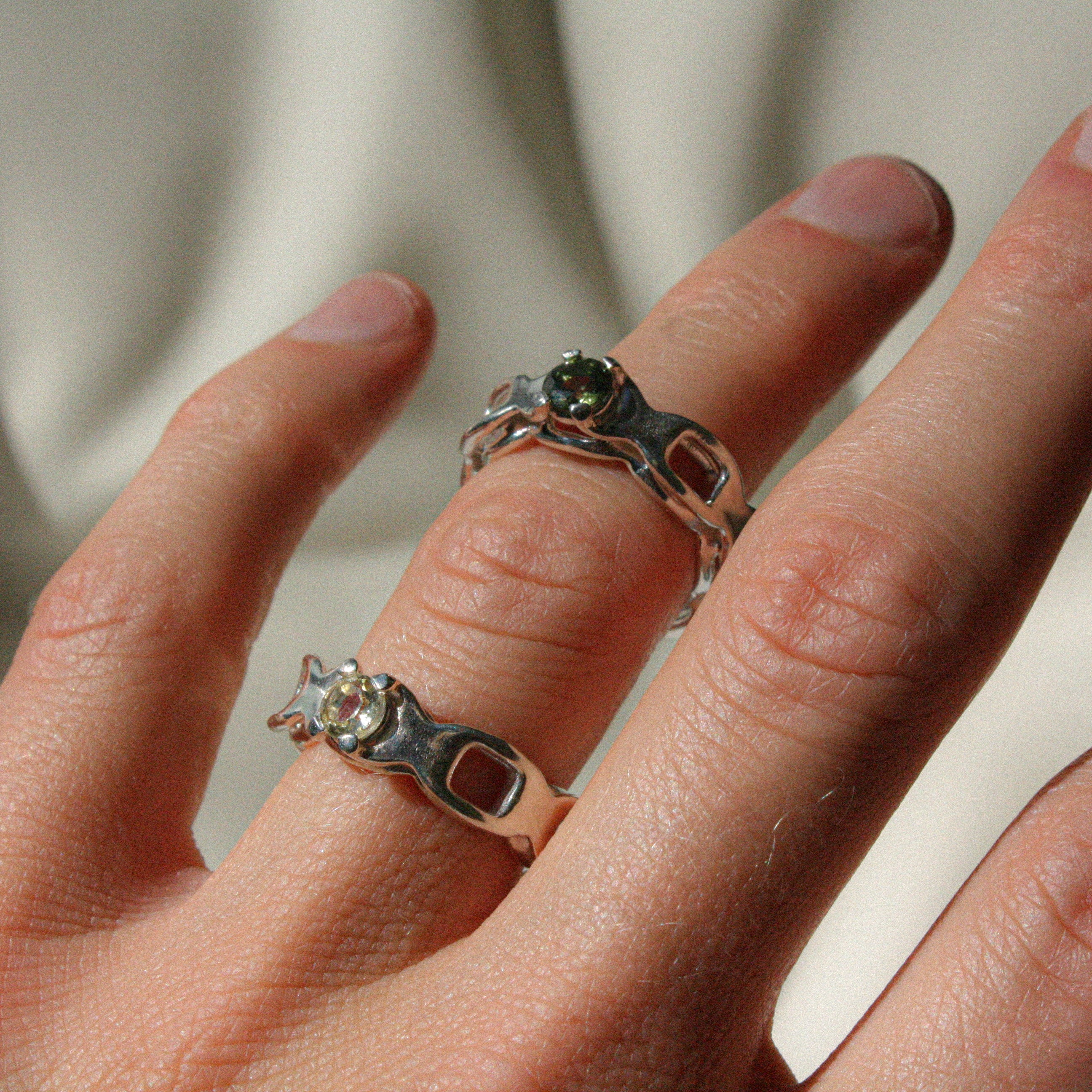 Ring 240913